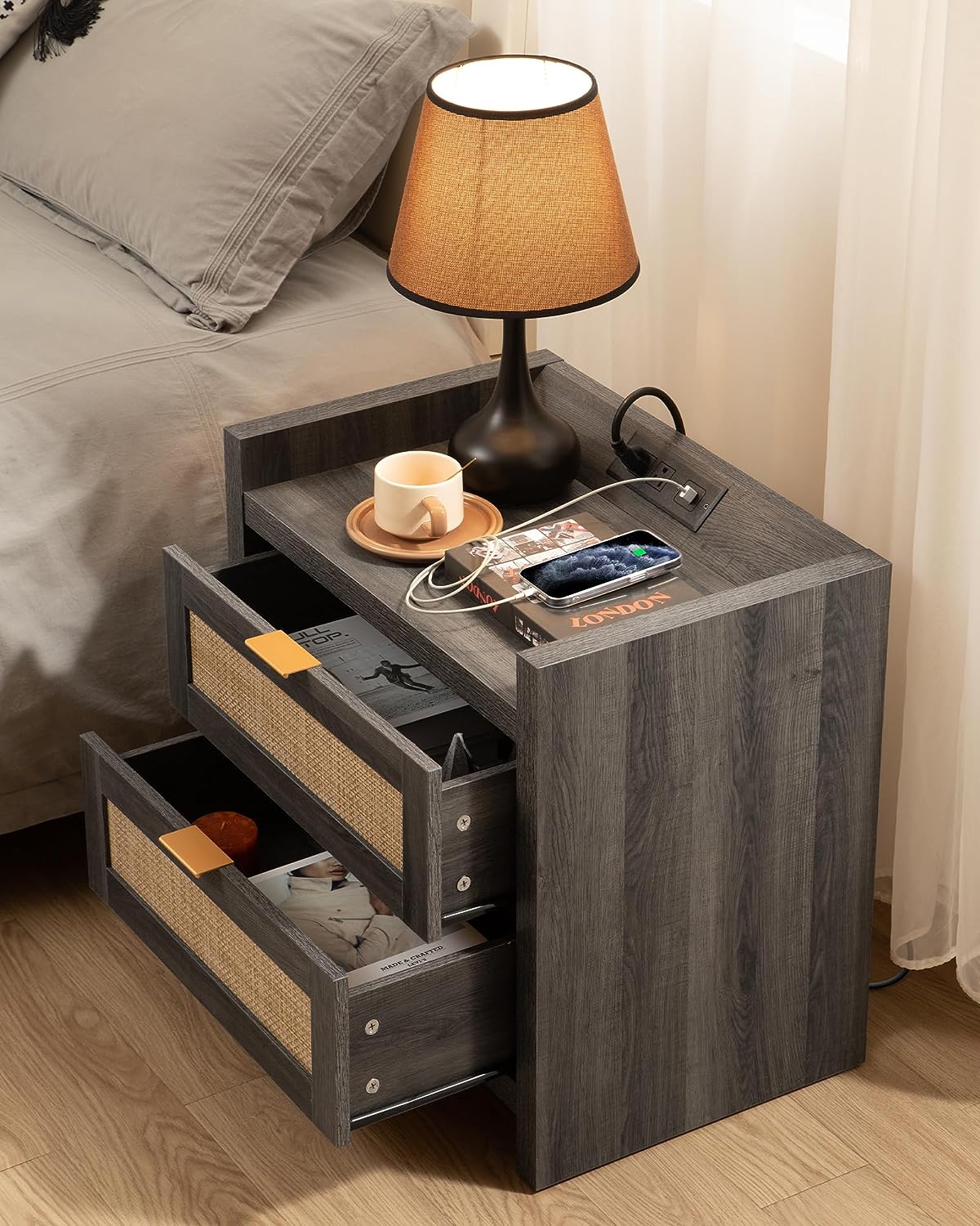 Table de chevet Savanna avec chargeur