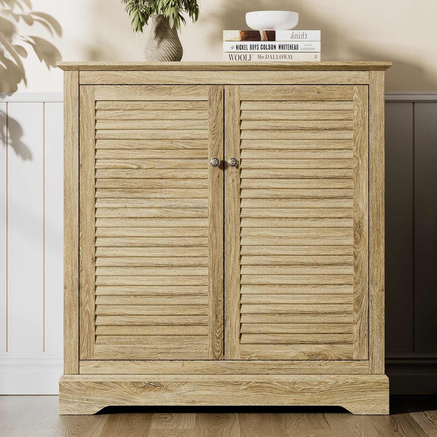 Armoire de rangement de style volet