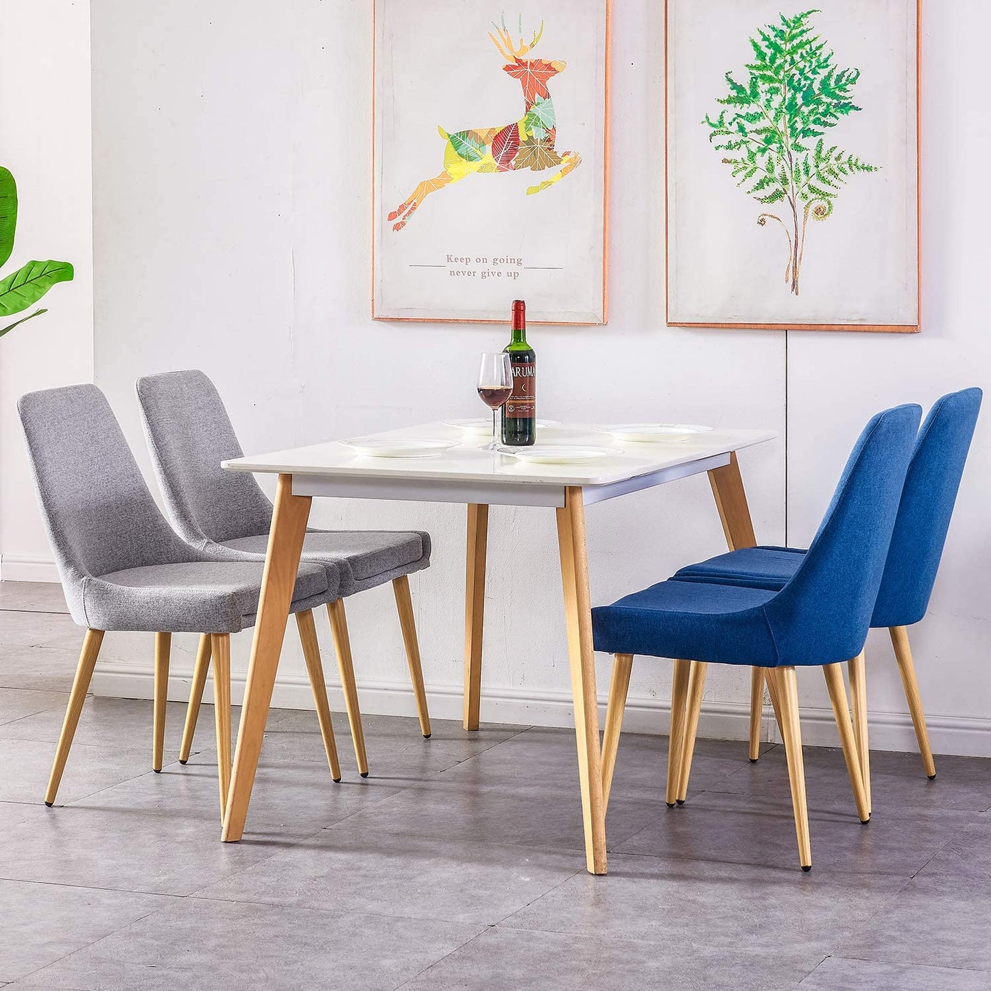Chaises de salle à manger avec pieds en métal