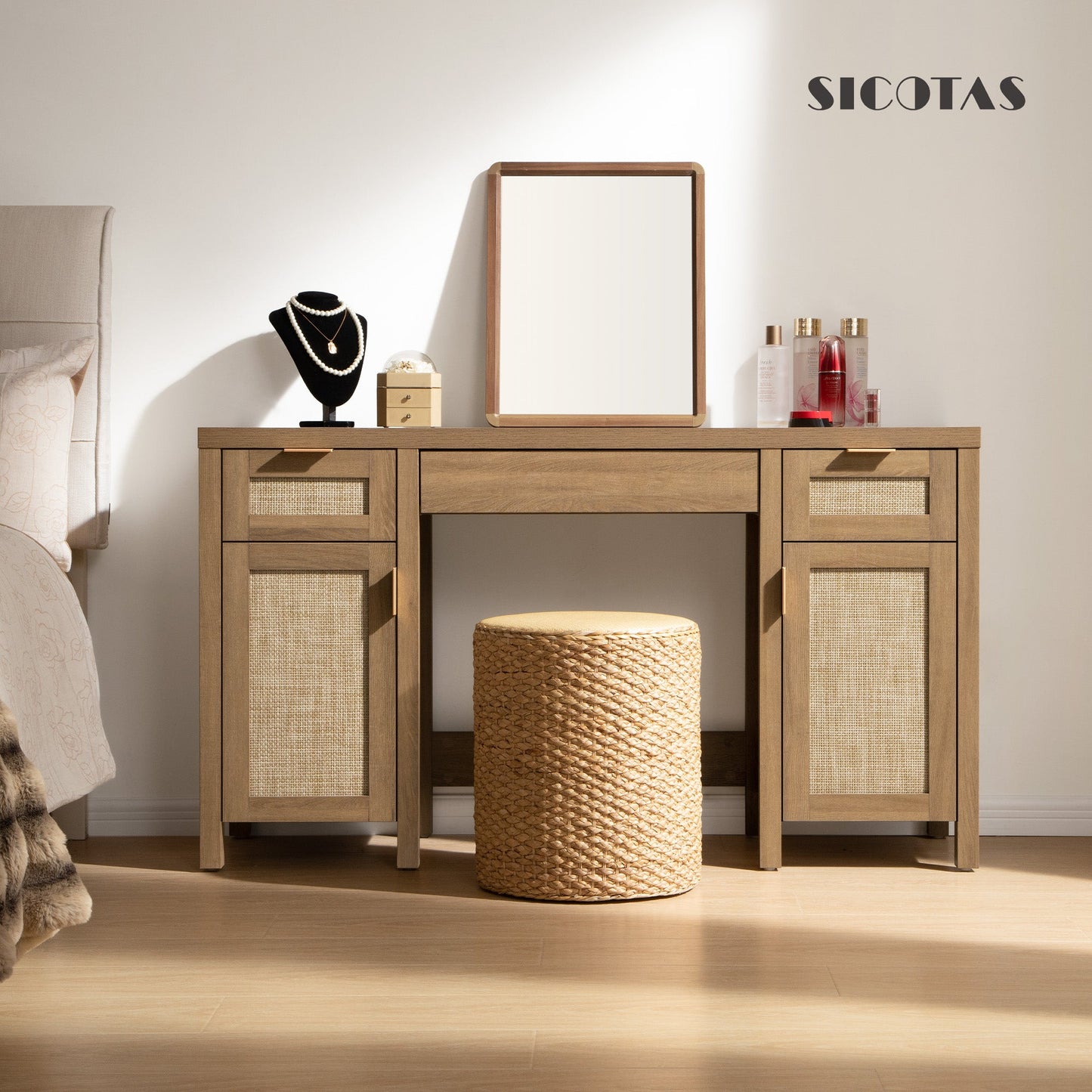 Ensemble coiffeuse, armoire et table de chevet à 2 tiroirs Savanna