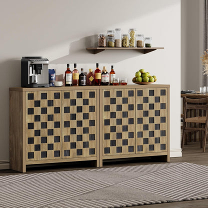 Buffet à carreaux avec portes