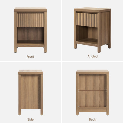 Prélude à côté de la table 